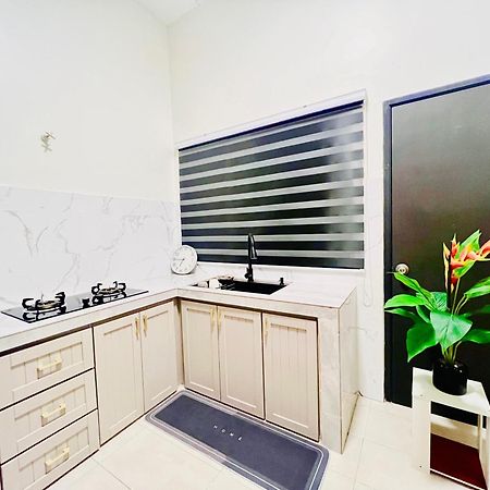 Quayside Cove Homestay - Corner House, Shah Alam Rimbayu Netflix Syok Tv Bbq Kültér fotó