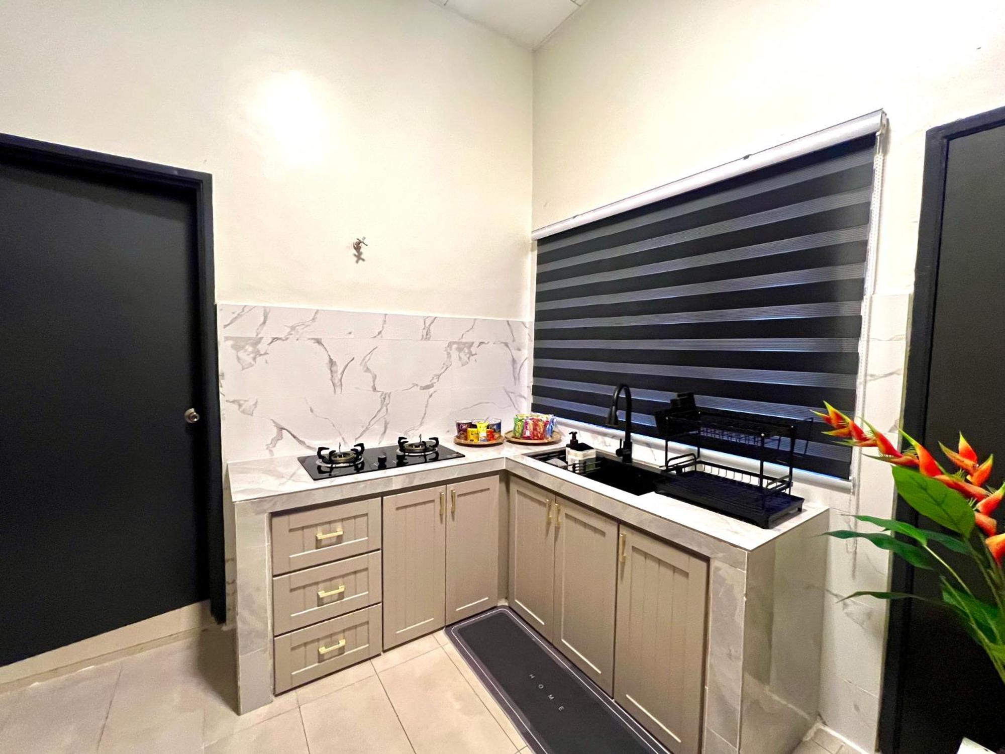 Quayside Cove Homestay - Corner House, Shah Alam Rimbayu Netflix Syok Tv Bbq Kültér fotó