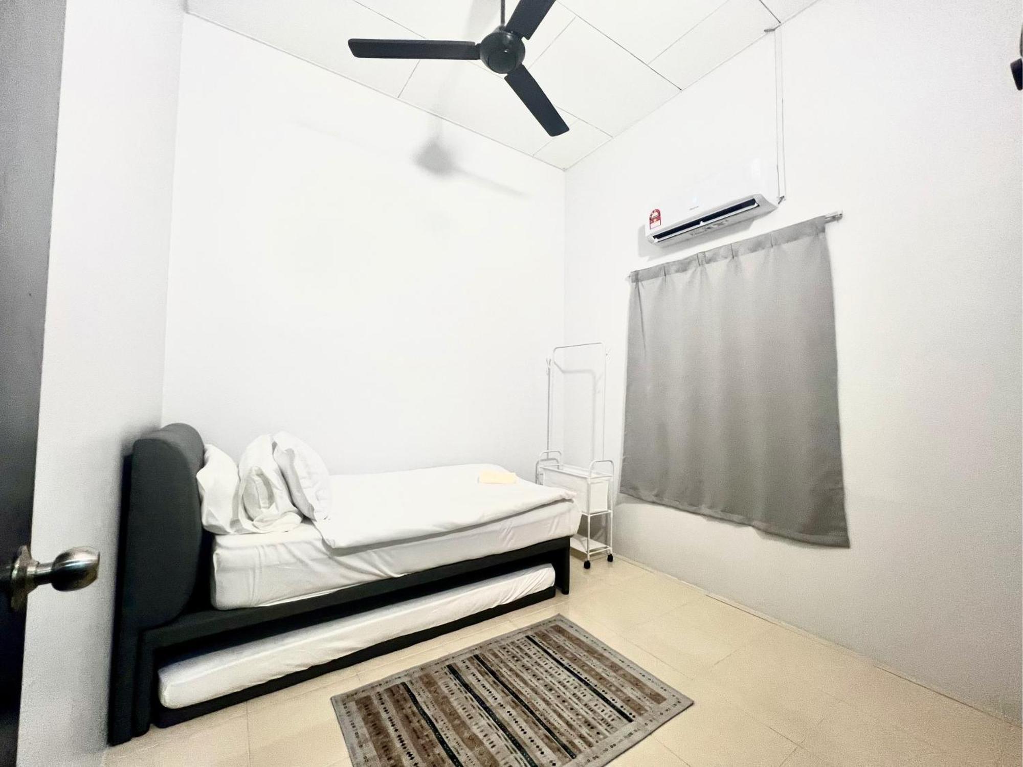 Quayside Cove Homestay - Corner House, Shah Alam Rimbayu Netflix Syok Tv Bbq Kültér fotó
